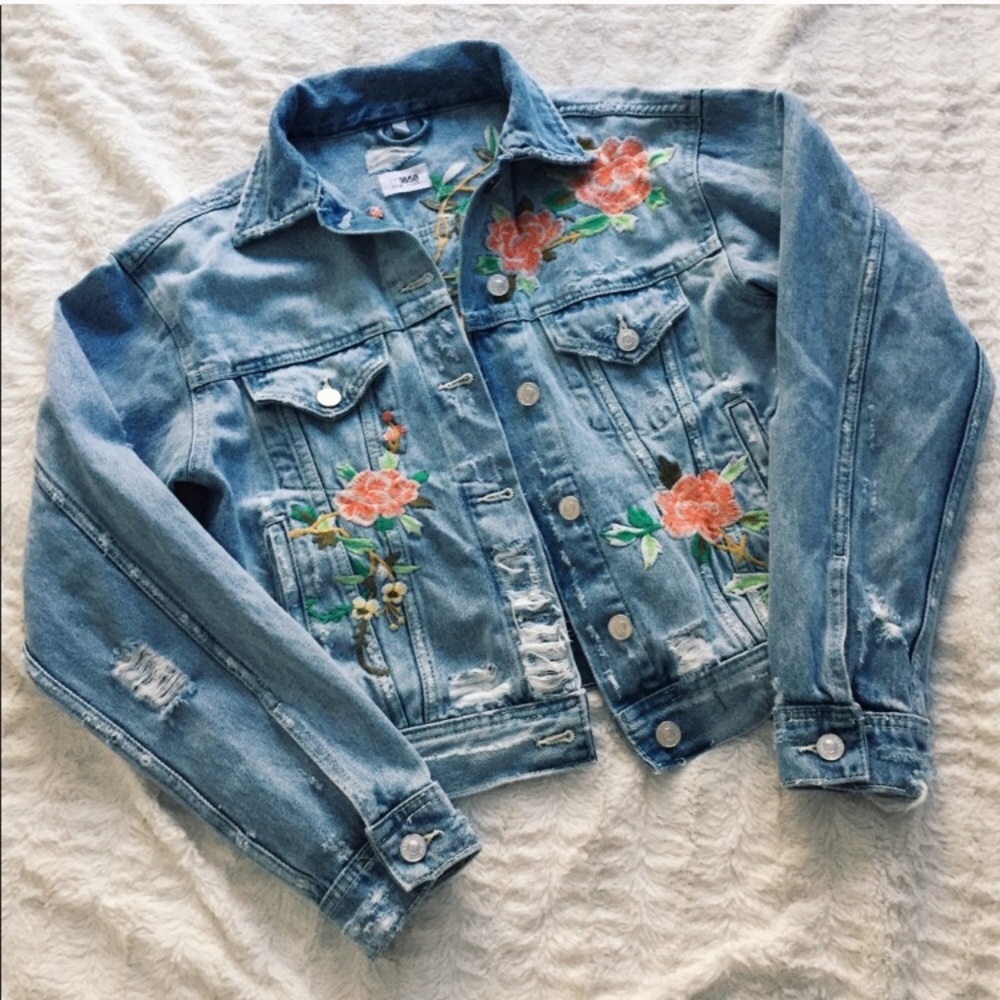 Embroidery distressed jean jacket. (re-listing)
